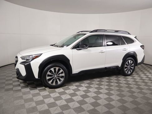 Used 2024 Subaru Outback Limited image 8