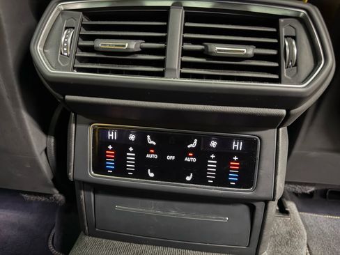 Used 2019 Lamborghini Urus image 71