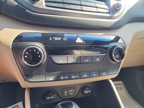 Used 2018 Hyundai Tucson SEL AWD/4WD image 23