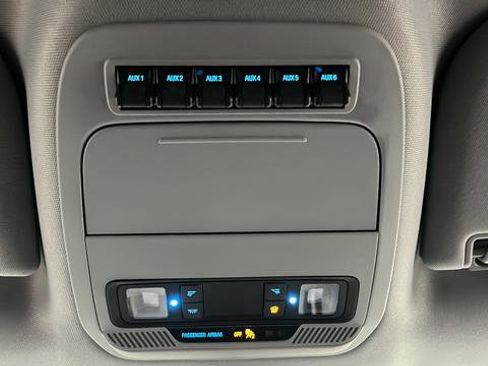 Used 2023 Ford F250 XL w/ Snow Plow/Camper Package image 31