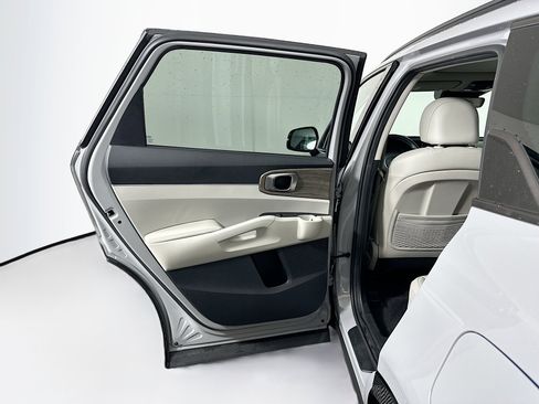 Used 2023 Kia Sorento EX w/ Panoramic Sunroof Package FWD image 27