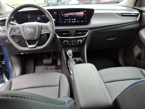 Used 2025 Buick Encore GX Sport Touring FWD image 12