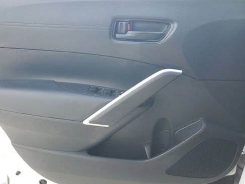 Used 2023 Toyota Corolla Cross AWD Hybrid image 24