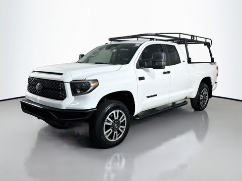 Used 2019 Toyota Tundra SR5 w/ TRD Off Road Package AWD/4WD image 4