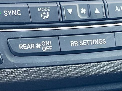 Used 2023 Honda Passport TrailSport image 26