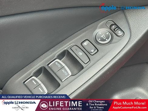 Used 2019 Honda Accord Sport image 9