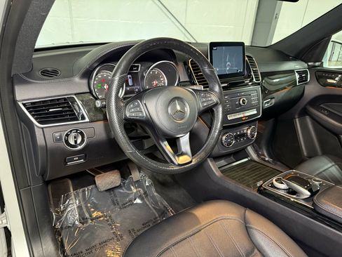 Used 2019 Mercedes-Benz GLS 450 4MATIC w/ Premium 1 Package image 10