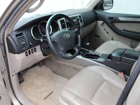 Used 2008 Toyota 4Runner SR5 w/ SR5 Extra Value Pkg 1 image 6