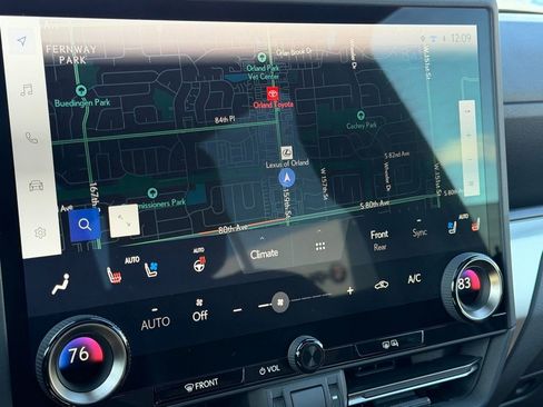 Used 2024 Lexus GX 550 w/ Cold Area Package image 23