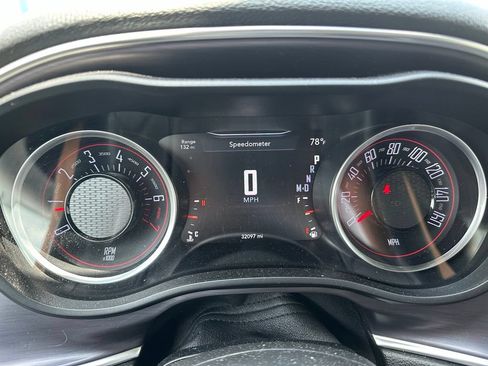 Used 2018 Dodge Challenger SXT RWD image 15