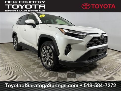 Used 2023 Toyota RAV4 XLE Premium image 1