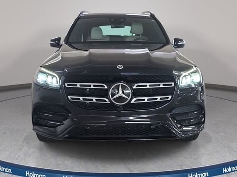 Used 2023 Mercedes-Benz GLS 450 4MATIC image 3