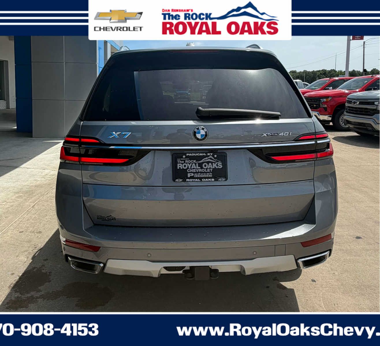 Used 2023 BMW X7 xDrive40i w/ Premium Package AWD/4WD image 4