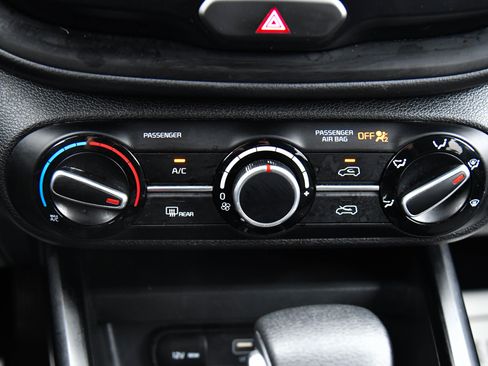 Used 2024 Kia Soul LX w/ Option Group 015 image 19