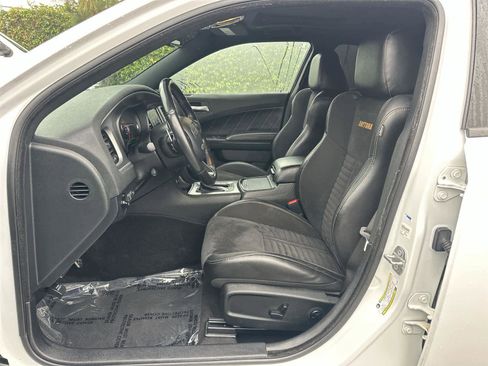 Used 2018 Dodge Charger R/T image 11
