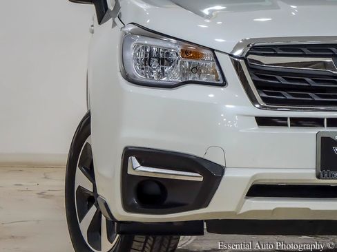 Used 2018 Subaru Forester 2.5i Premium w/ All-Weather Package AWD/4WD image 10