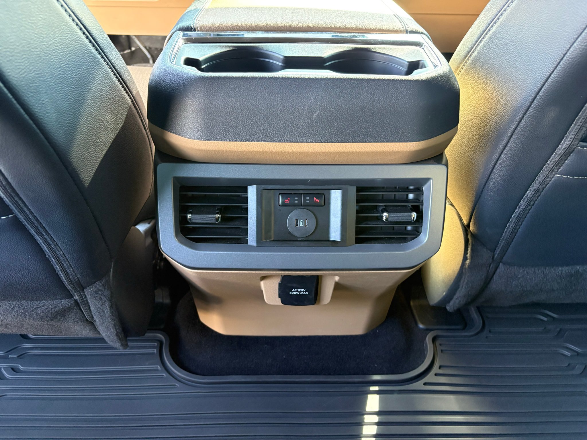 Used 2026 Ford F350 Lariat w/ Lariat Premium Package AWD/4WD image 22