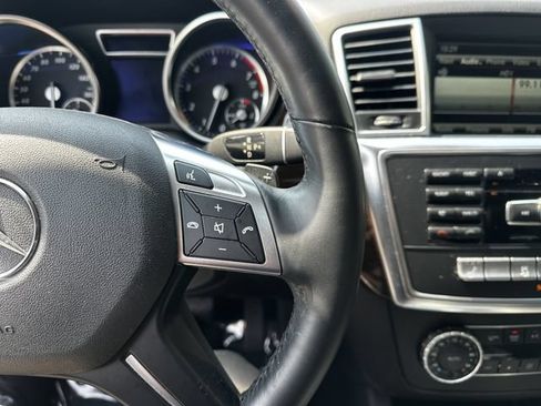 Used 2015 Mercedes-Benz ML 350 4MATIC image 29