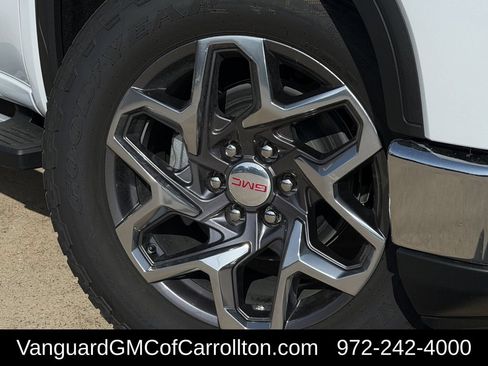 New 2026 GMC Sierra 1500 SLT AWD/4WD image 9