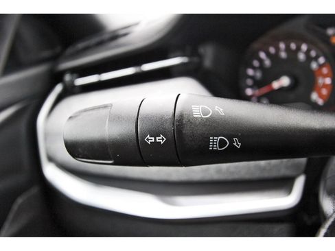 Used 2024 Jeep Compass Latitude w/ Convenience Group image 18