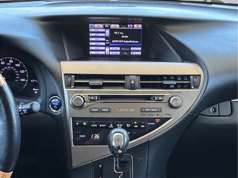 Used 2014 Lexus RX 450h FWD image 11