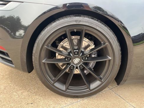 Used 2021 Porsche 911 Carrera image 7