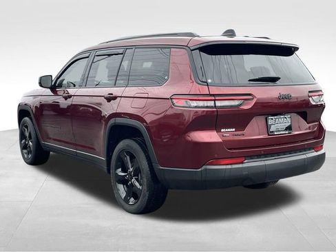 Used 2022 Jeep Grand Cherokee L Laredo image 5