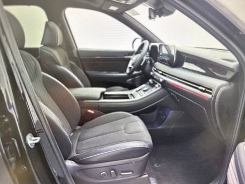 Used 2025 Hyundai Palisade Calligraphy image 7