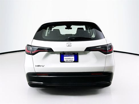 Certified 2024 Honda HR-V LX image 15