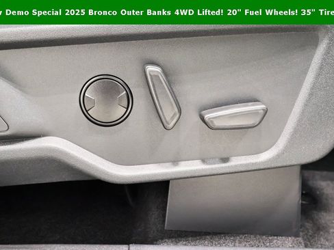 New 2025 Ford Bronco Outer Banks image 16