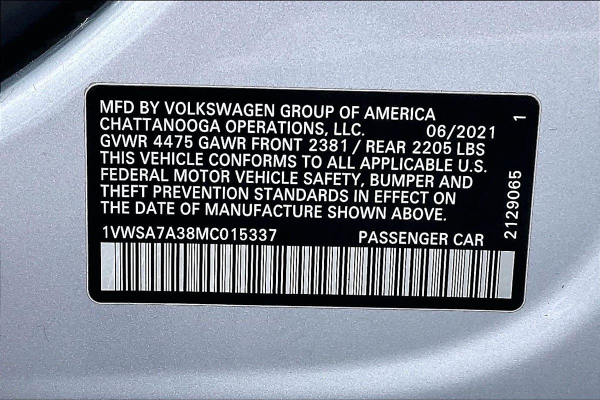 Used 2021 Volkswagen Passat 2.0T SE FWD image 34