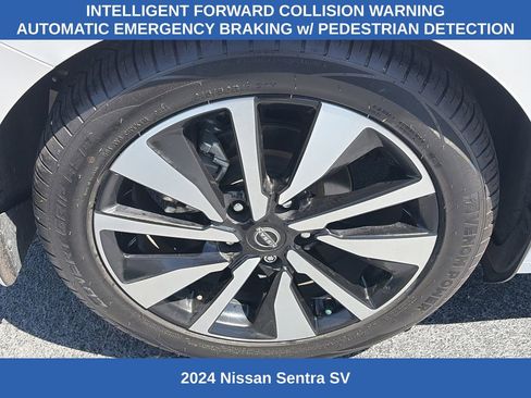 Used 2024 Nissan Sentra SV w/ SV Premium Package image 9