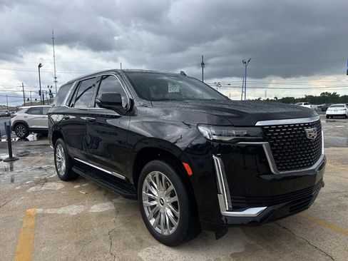 Used 2021 Cadillac Escalade Premium Luxury RWD image 5