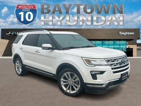 Used 2018 Ford Explorer Limited w/ Equipment Group 301A FWD image 1