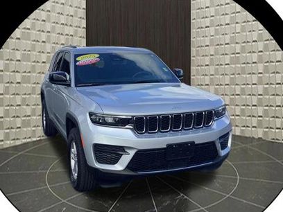 Certified 2025 Jeep Grand Cherokee Laredo