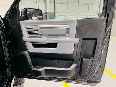 Used 2019 RAM 1500 Tradesman w/ Chrome Plus Package AWD/4WD image 25