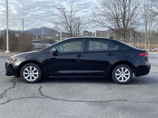Used 2024 Toyota Corolla LE video 2
