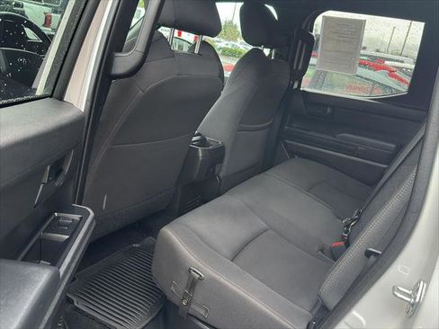 Certified 2024 Toyota Tacoma SR5 image 19