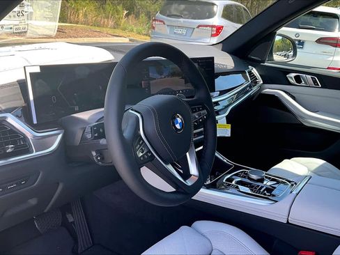 New 2026 BMW X5 xDrive40i AWD/4WD image 9