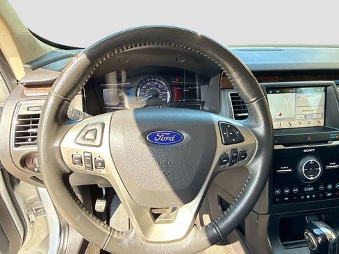 Used 2019 Ford Flex Limited FWD image 11