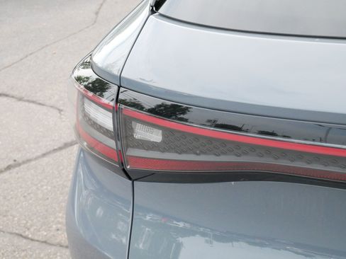Certified 2023 Volkswagen ID.4 Pro S AWD/4WD image 17