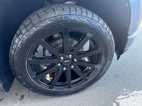 Used 2019 Chevrolet Silverado 1500 RST AWD/4WD image 11