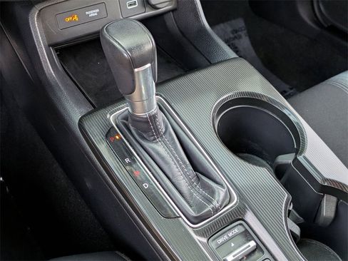 Used 2024 Honda Civic Sport image 17