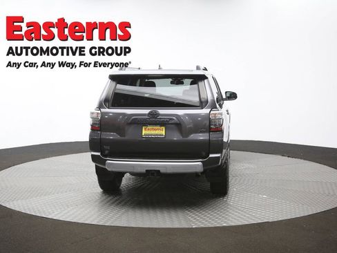 Used 2018 Toyota 4Runner TRD Off-Road Premium image 40