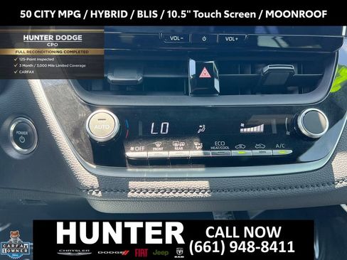 Used 2025 Toyota Corolla SE w/ SE Premium Package FWD image 32