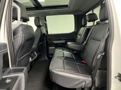 Used 2025 Ford F350 Lariat w/ Black Appearance Package image 45