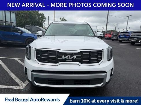 Used 2024 Kia Telluride S w/ S Sunroof Package AWD/4WD image 2