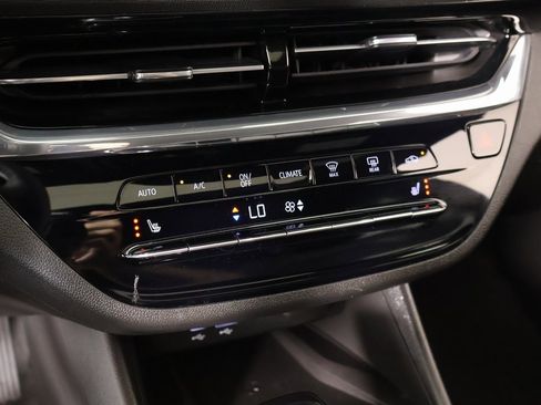 Used 2025 Buick Envista Avenir image 7