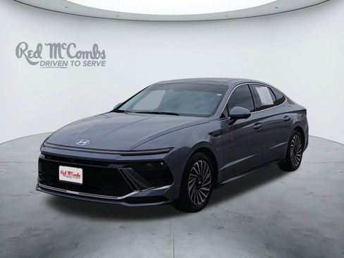 Certified 2025 Hyundai Sonata Limited image 1