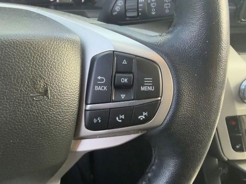 Used 2023 Ford Explorer XLT w/ Equipment Group 202A RWD image 11